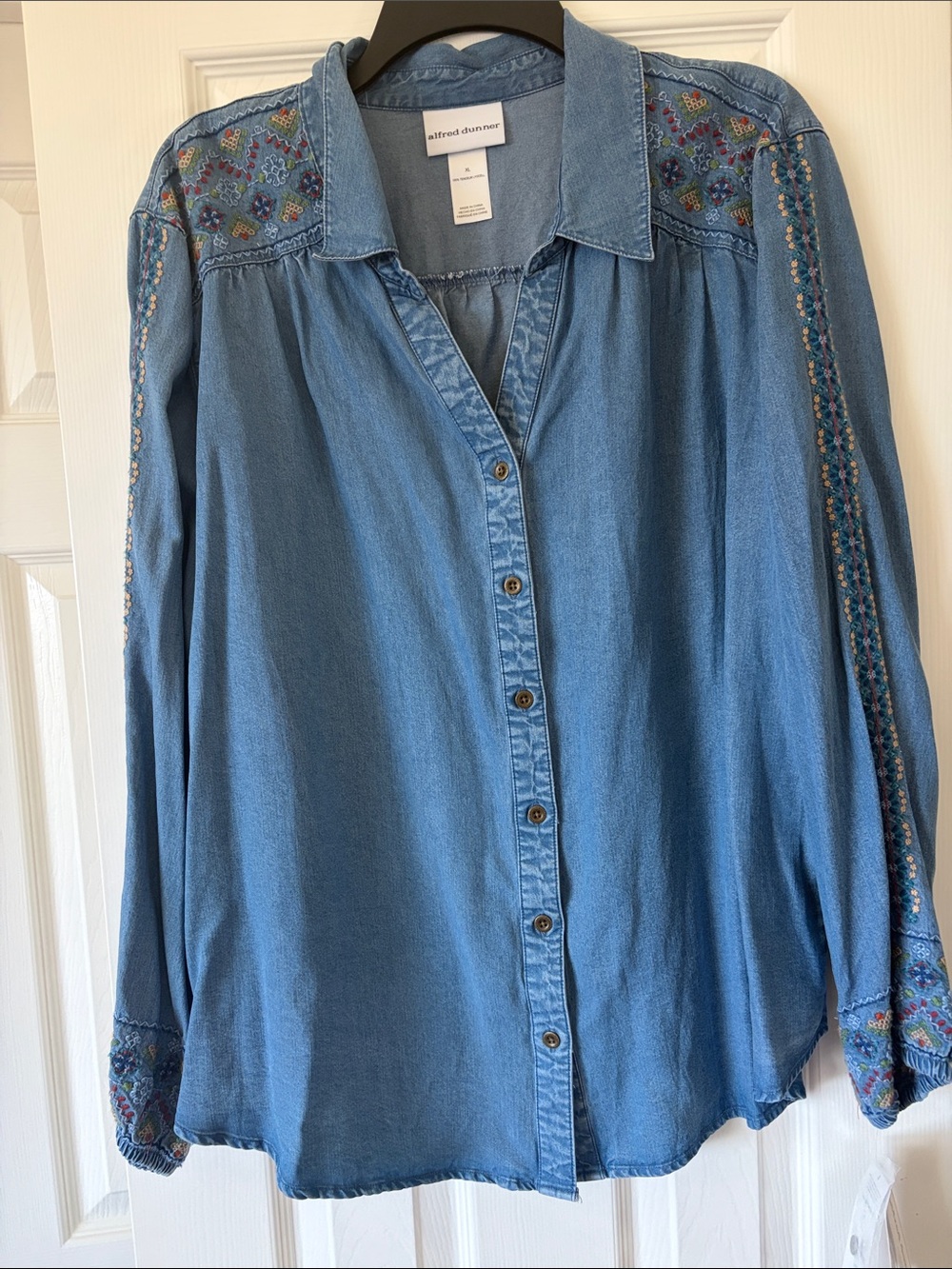 Alfred Dunner Embroidered Chambray Button-Down Shirt-NWT